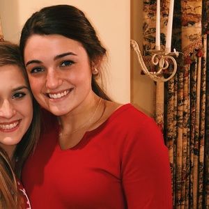 Meet your Posher, Kelli